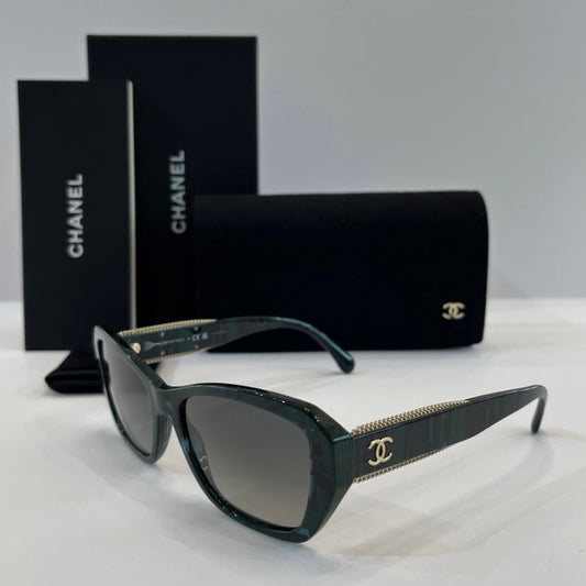 CHANEL 5516 Color 1666/71 Sunglasses
